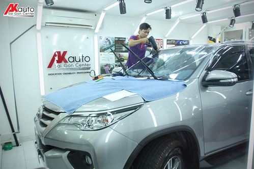Dan phim cach nhiet fortuner 2017 akauto tphcm 1490005207.36578